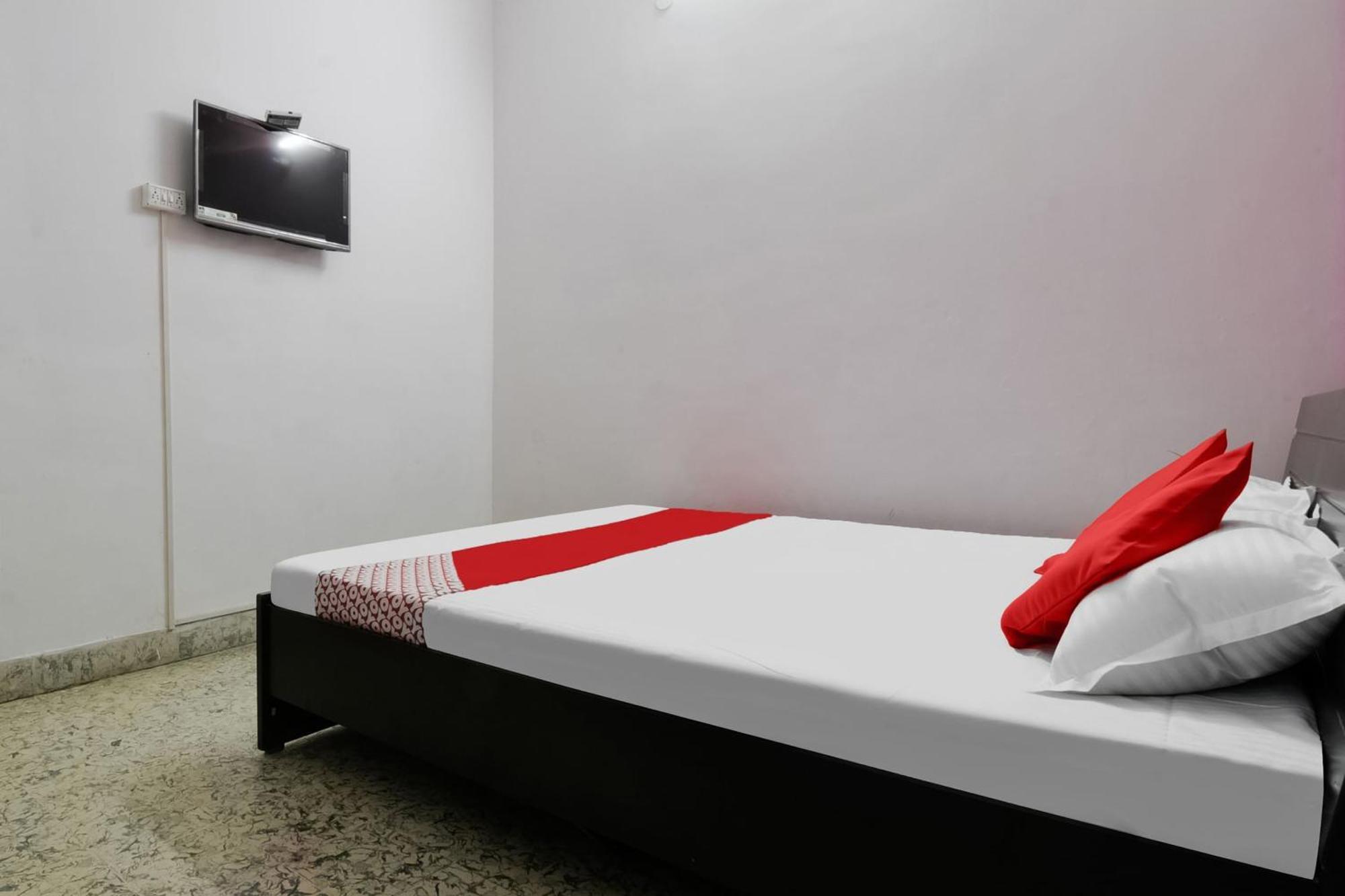 Oyo Flagship Aashirvaad Green'S Guest House Patna  Ngoại thất bức ảnh